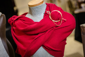 Old Bus Depot Markets, upcycled Vetro e Metallo scarf tie